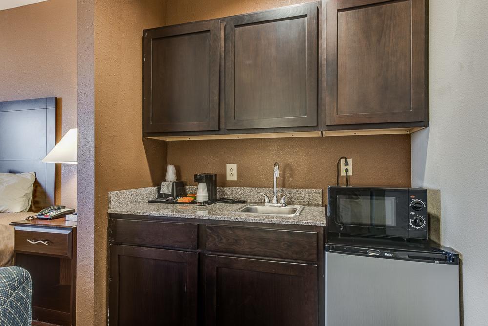 Executive Inn & Suites Cushing Экстерьер фото